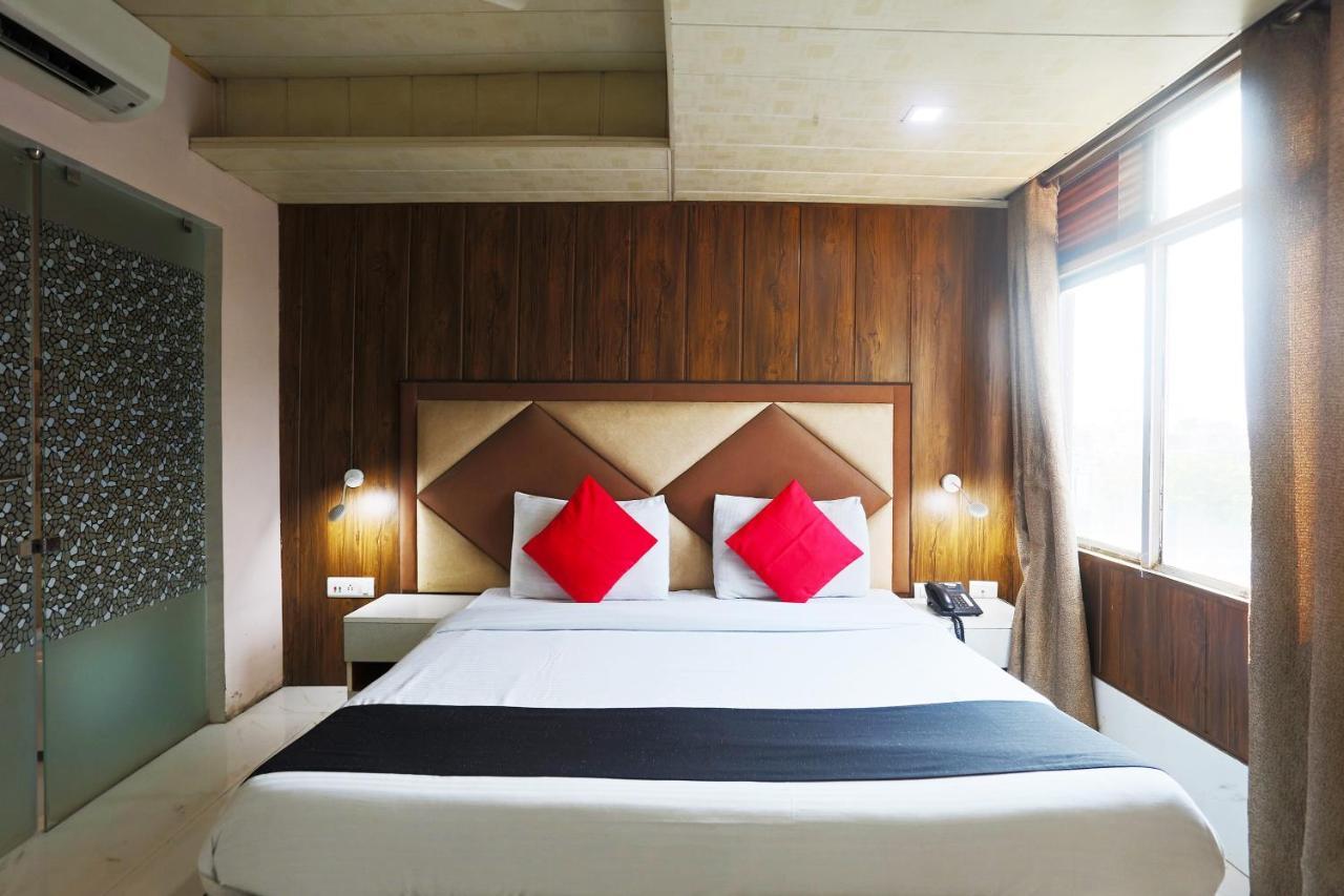 Capital O 23188 Glory Villa Nuova Delhi Esterno foto